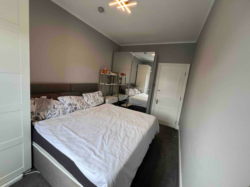 Room Queensway in City of Westminster