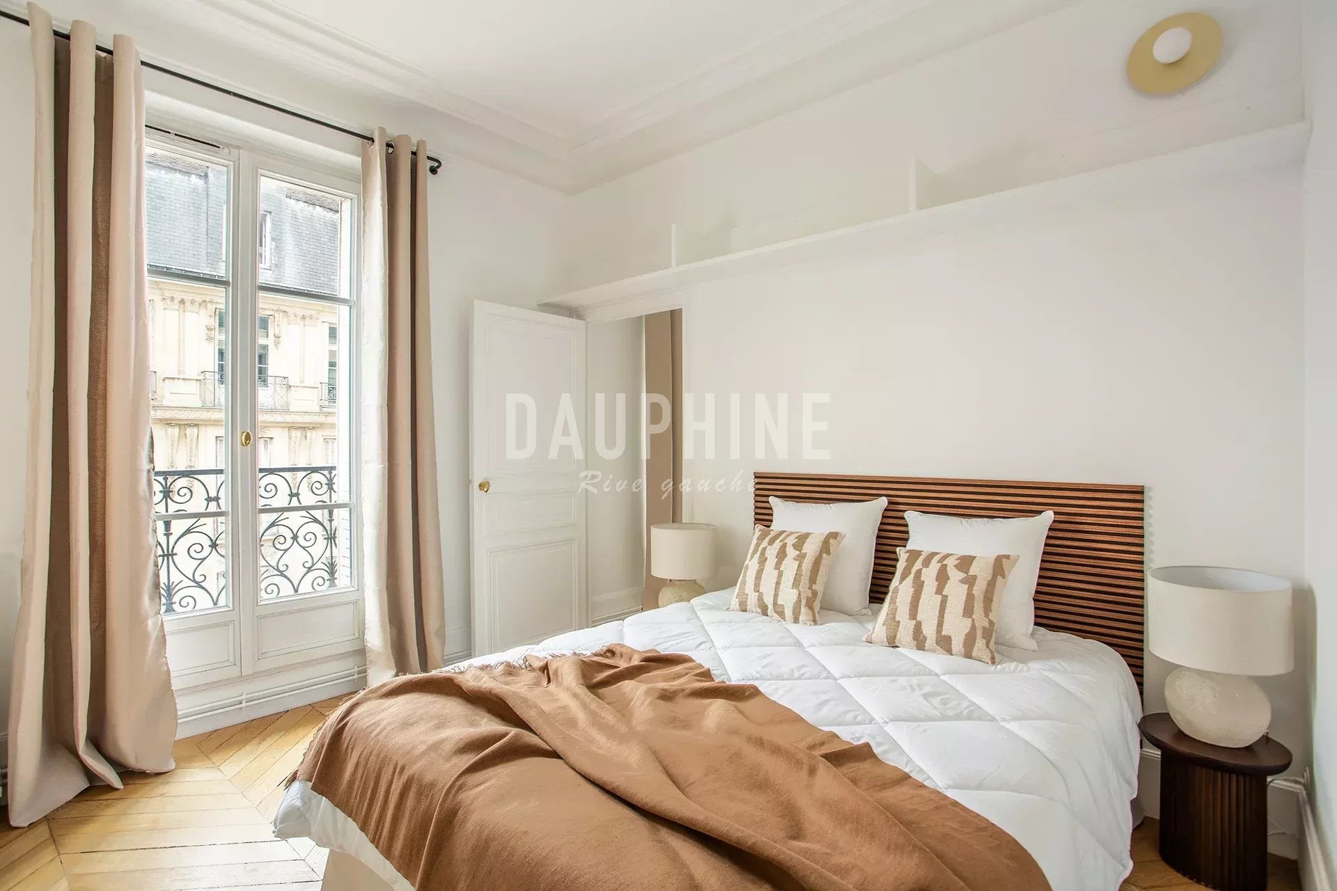 Flat Rue de Médicis in Paris