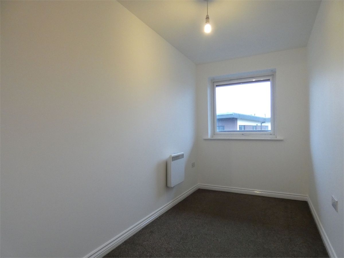 Flat Bolton Street in Radcliffe