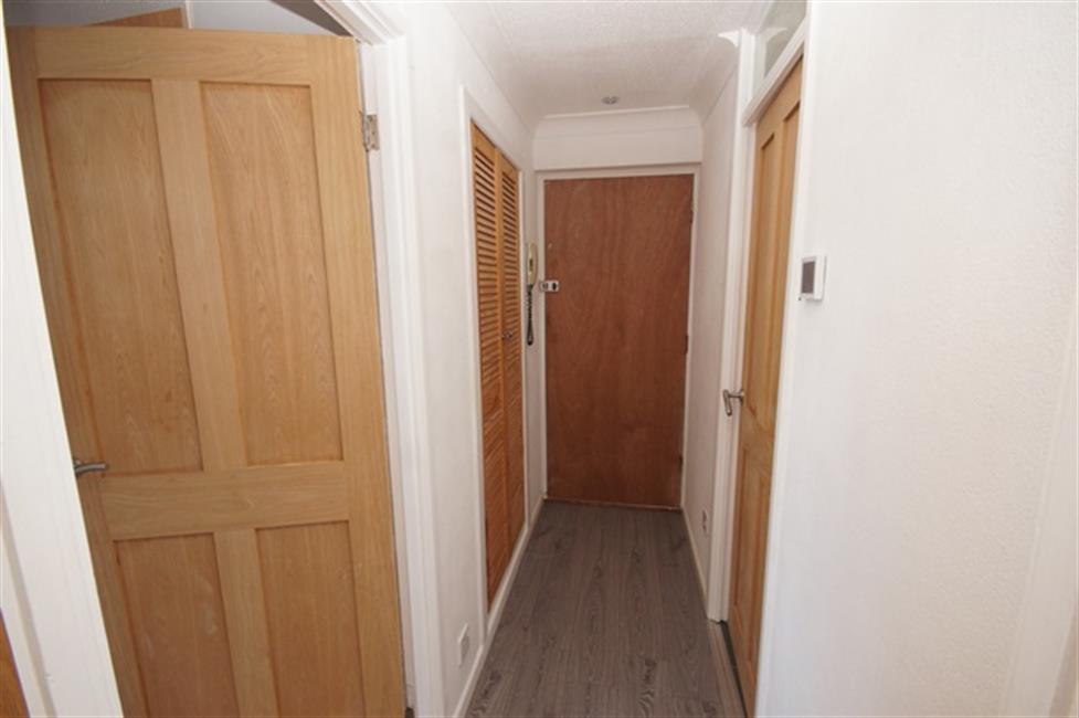 Flat Oxwich Close in Cardiff