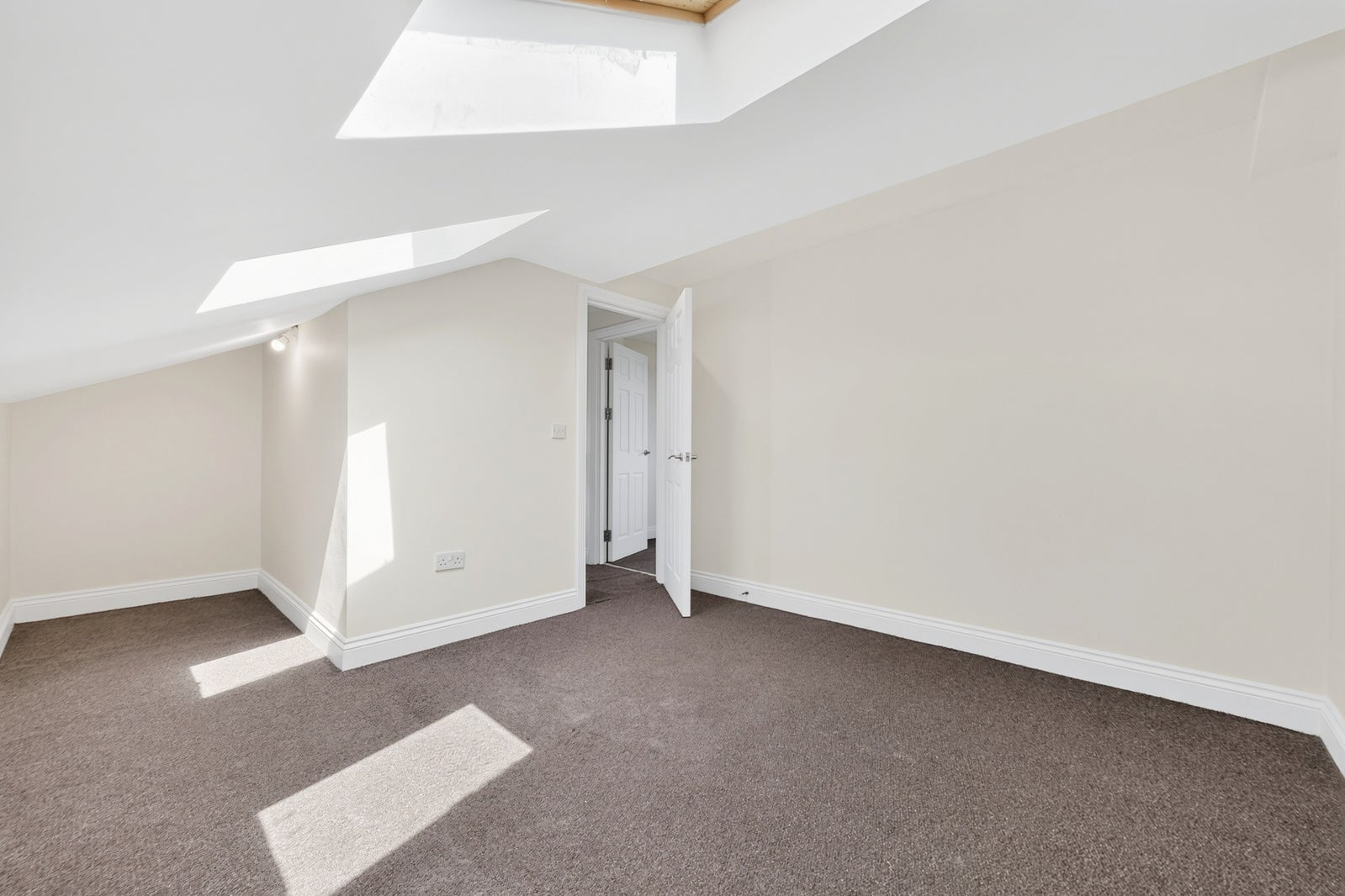 Flat South Birkbeck Road in Greater London
