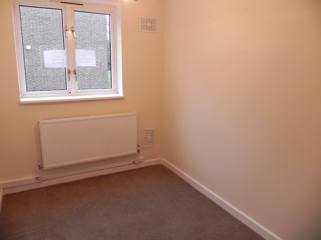 Flat Wainford Close in Greater London