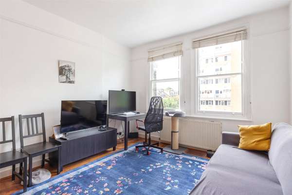 Flat Lisgar Terrace in Greater London