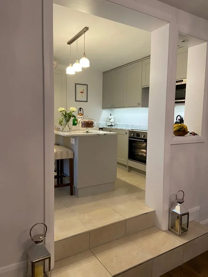 Flat Lewin Road in Greater London