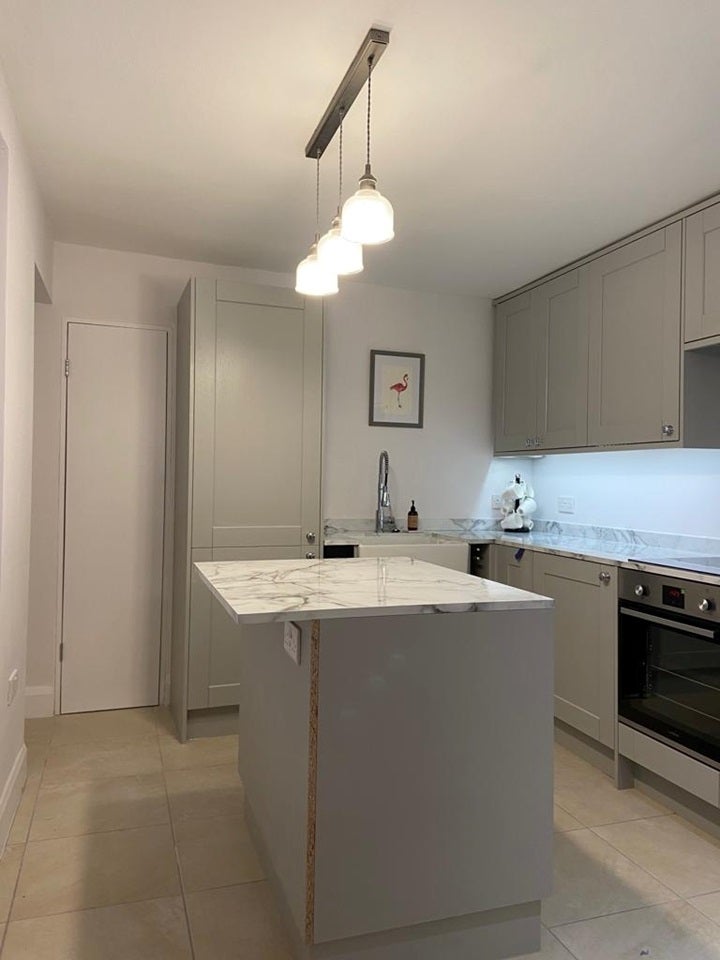 Flat Lewin Road in Greater London