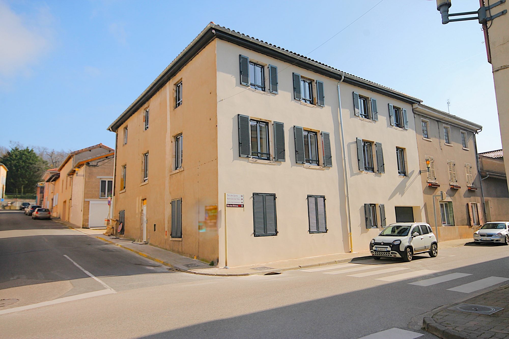 Flat Rue du Papier in Montmerle-sur-Saône