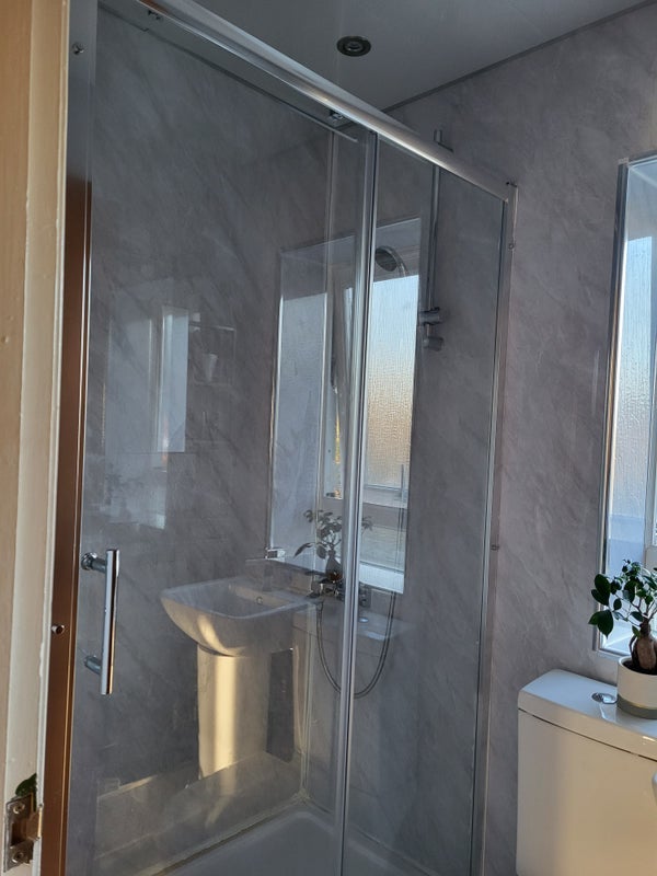 Room Duxfield Road in Newcastle upon Tyne