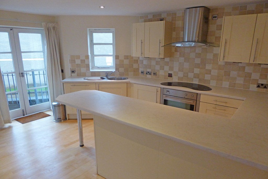 Flat Willes Road in Royal Leamington Spa