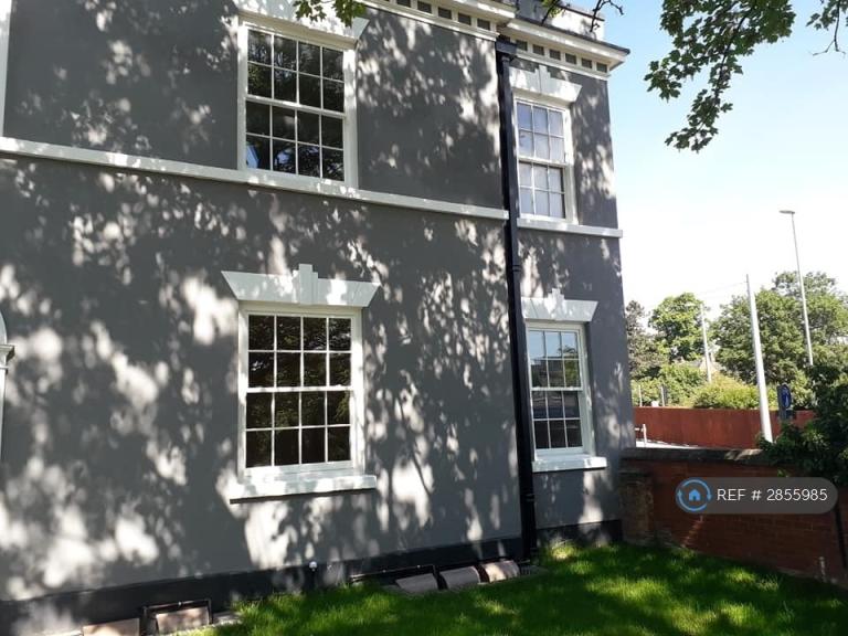 Flat Lacemaker Road in Nottingham