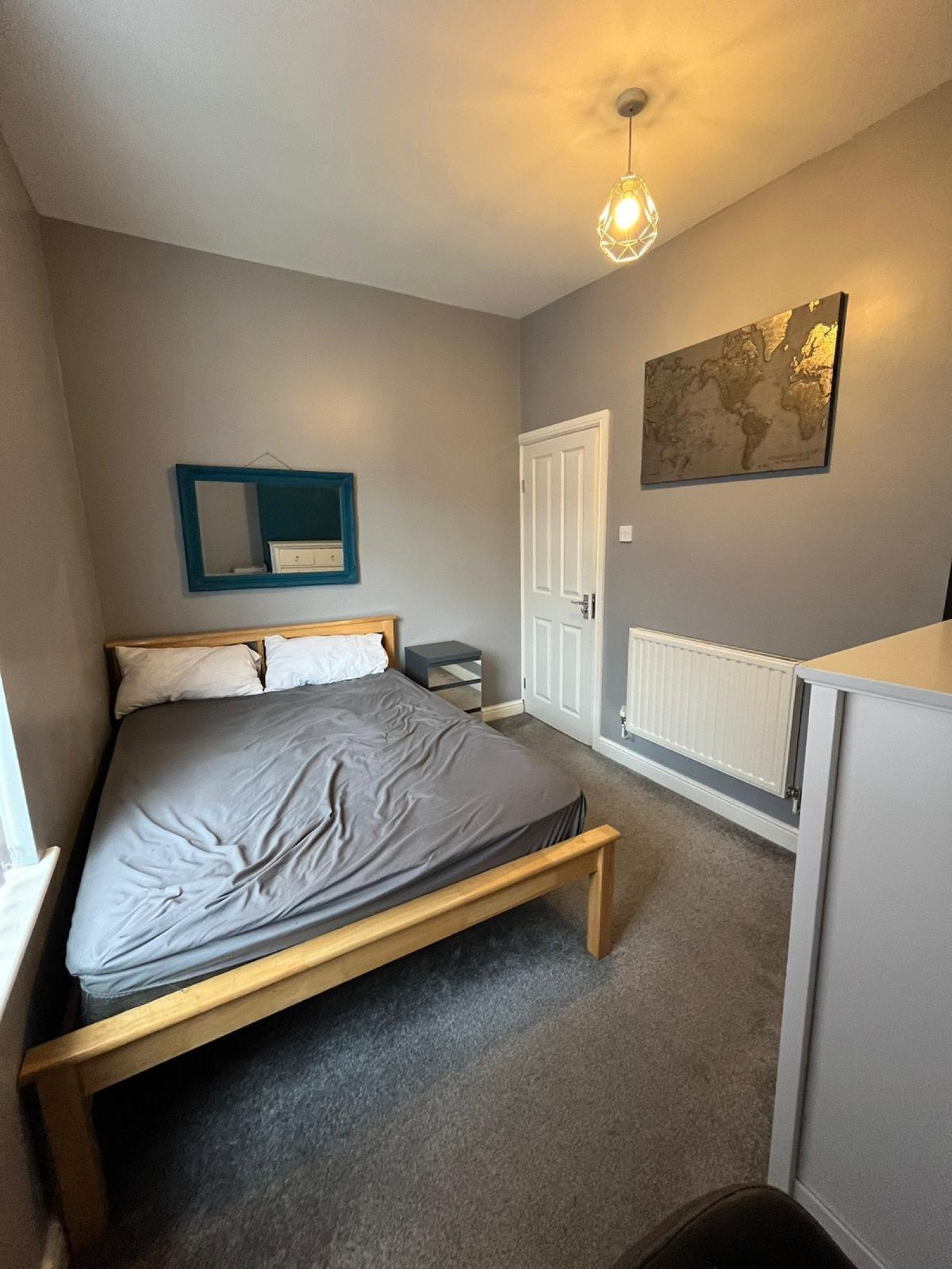Room Boughey Road in Stoke-on-Trent