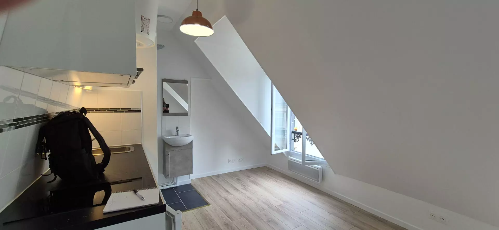 Flat Rue Saint-Lazare in Paris