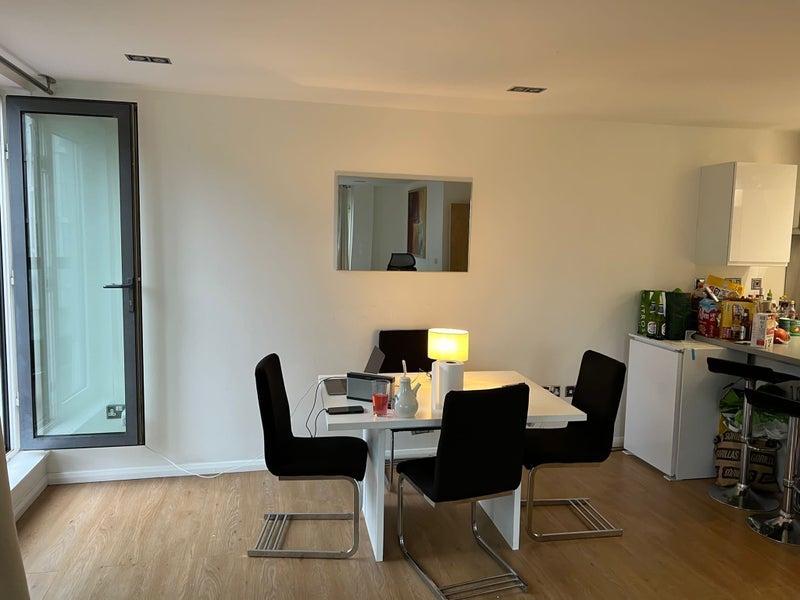 Room Limeharbour in Greater London