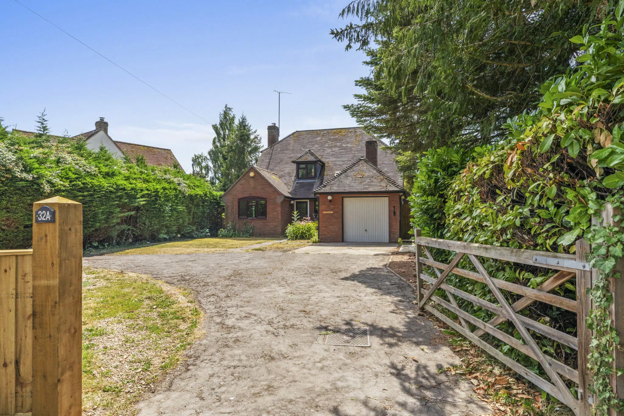 House The Avenue in Worminghall