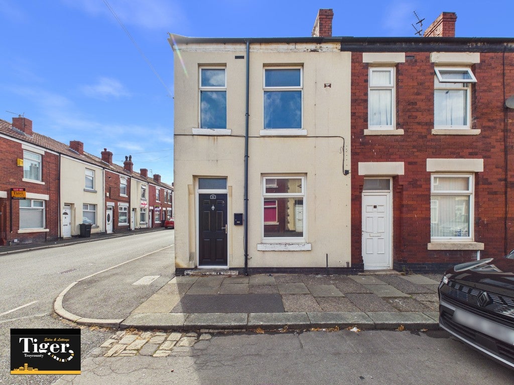 House Devon Street in Blackpool