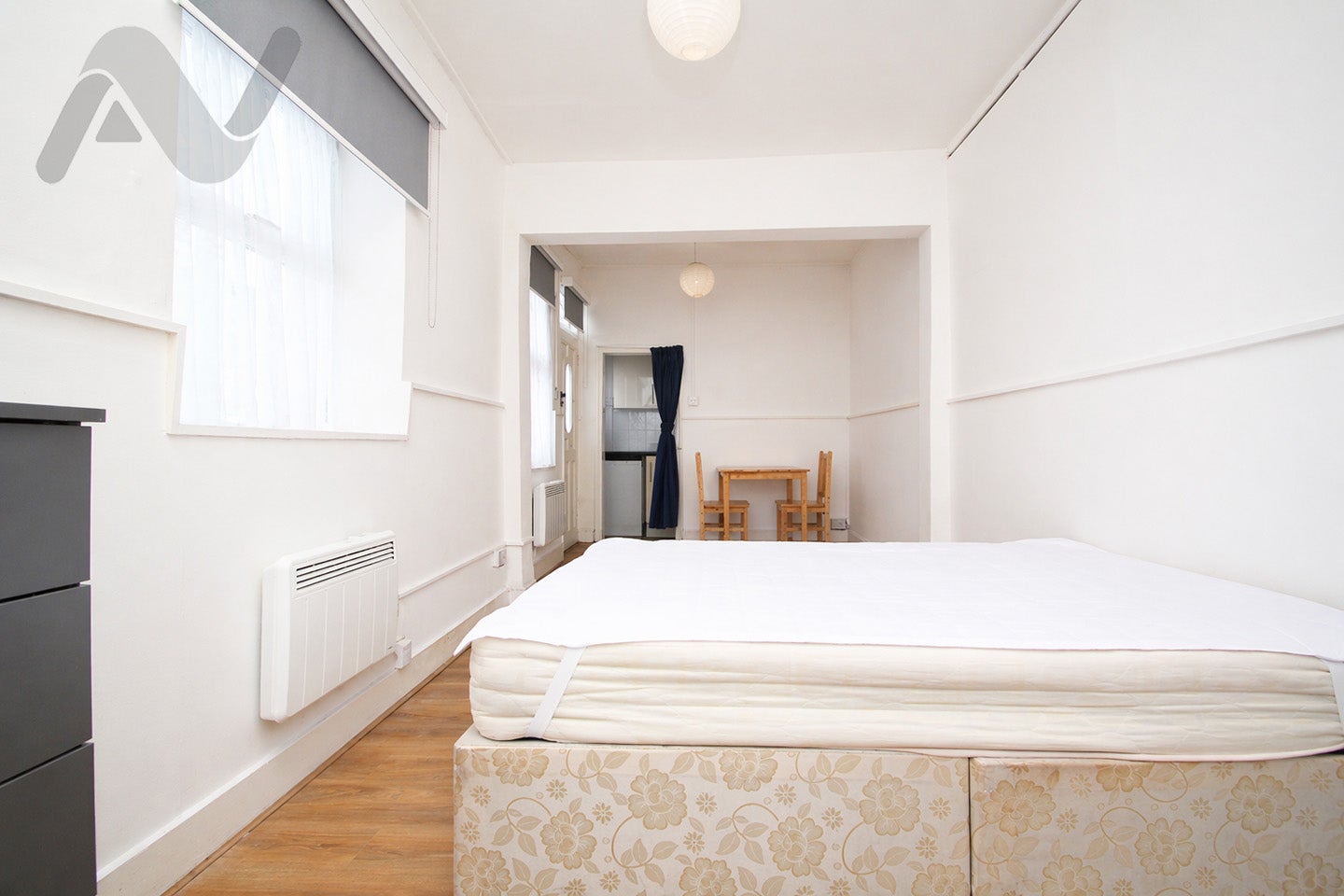 Flat Seven Sisters Road in Greater London