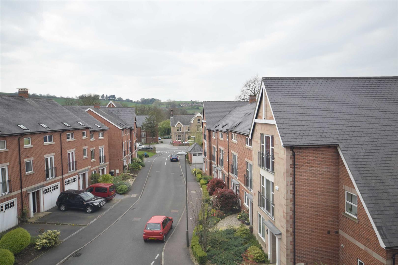Flat Leighton Way in Amber Valley