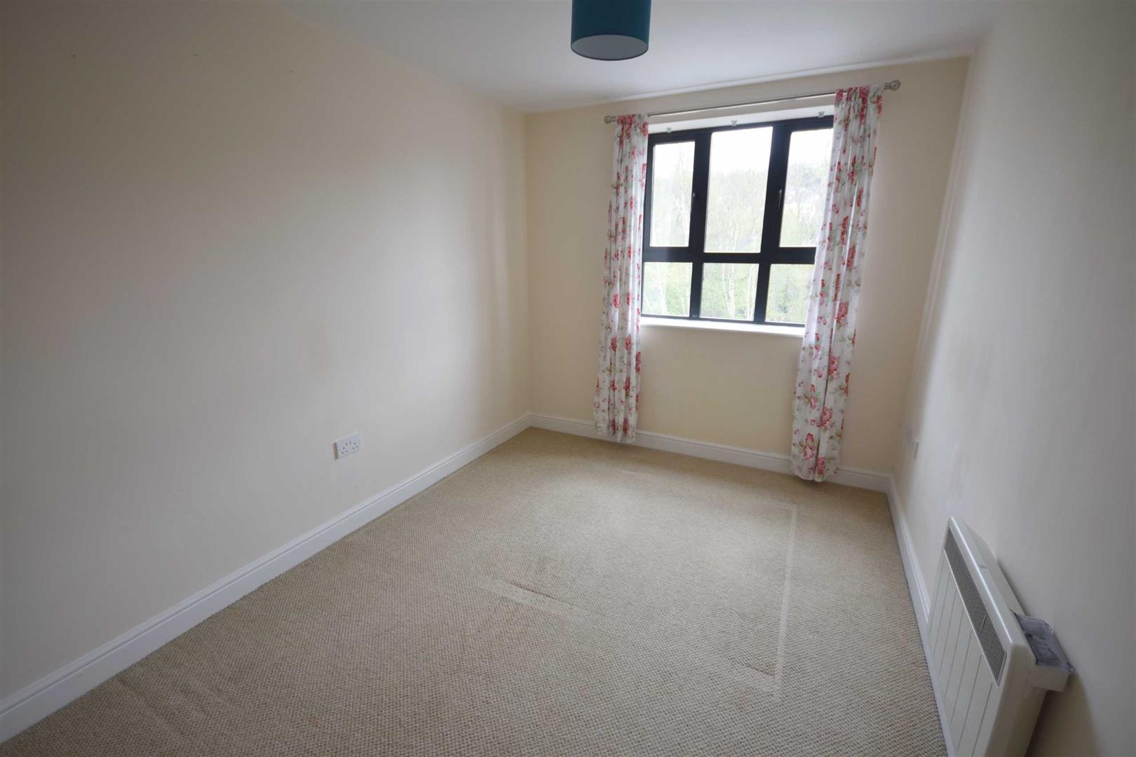 Flat Leighton Way in Amber Valley