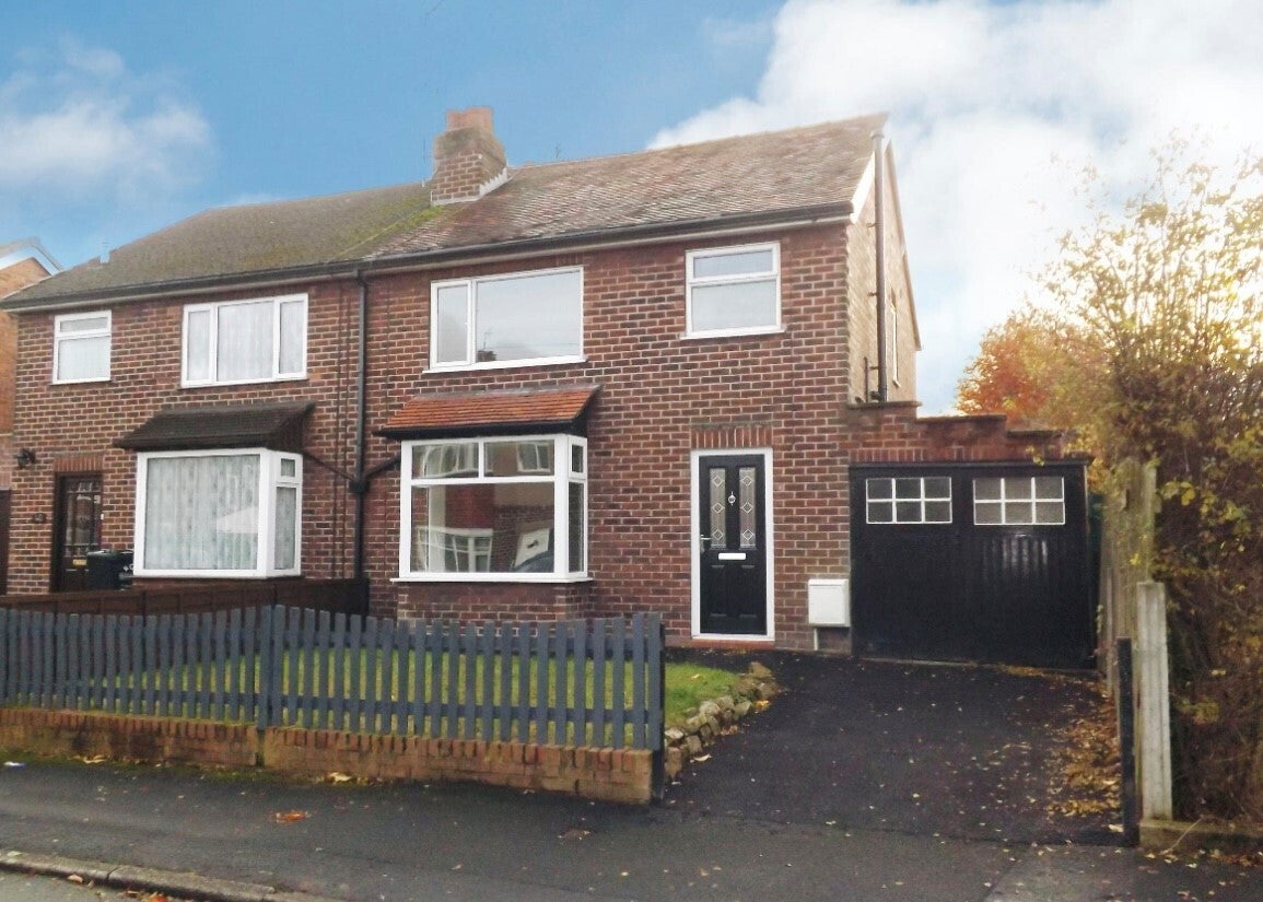 House Lyme Avenue in Macclesfield