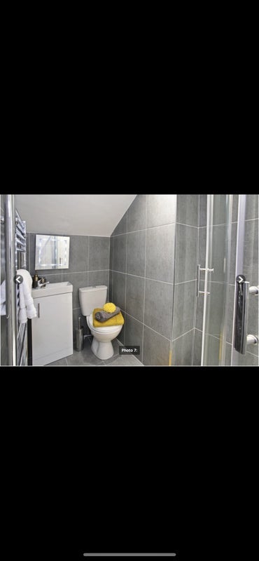 Room Alverthorpe Road in Wakefield