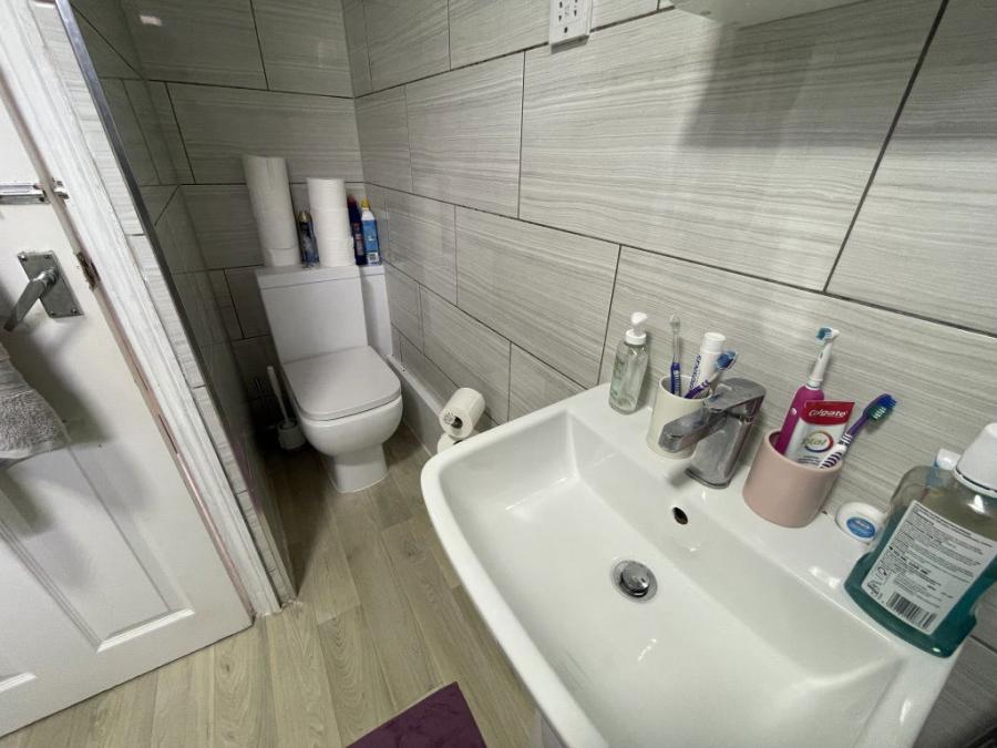 Room Leopold Road in Leicester