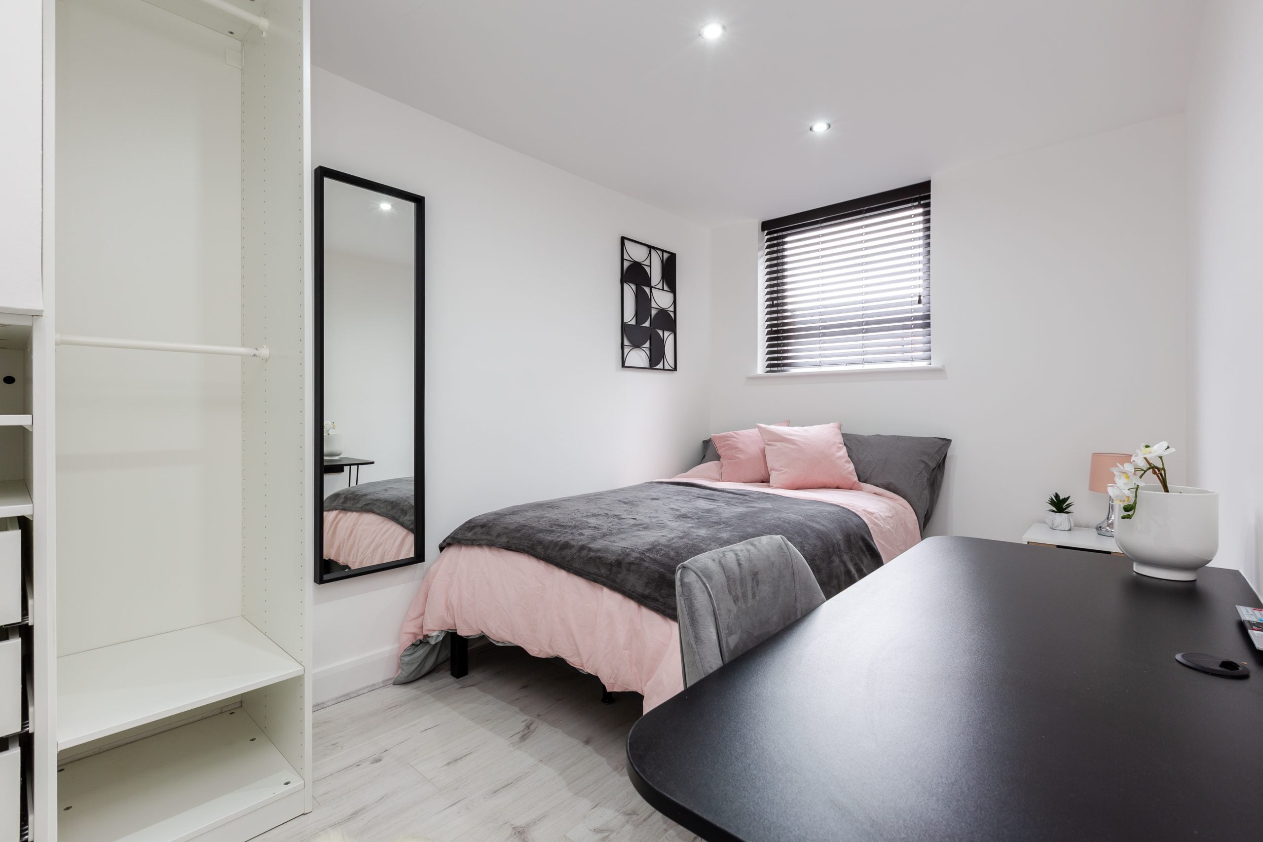 Flat Langdale Road in Liverpool
