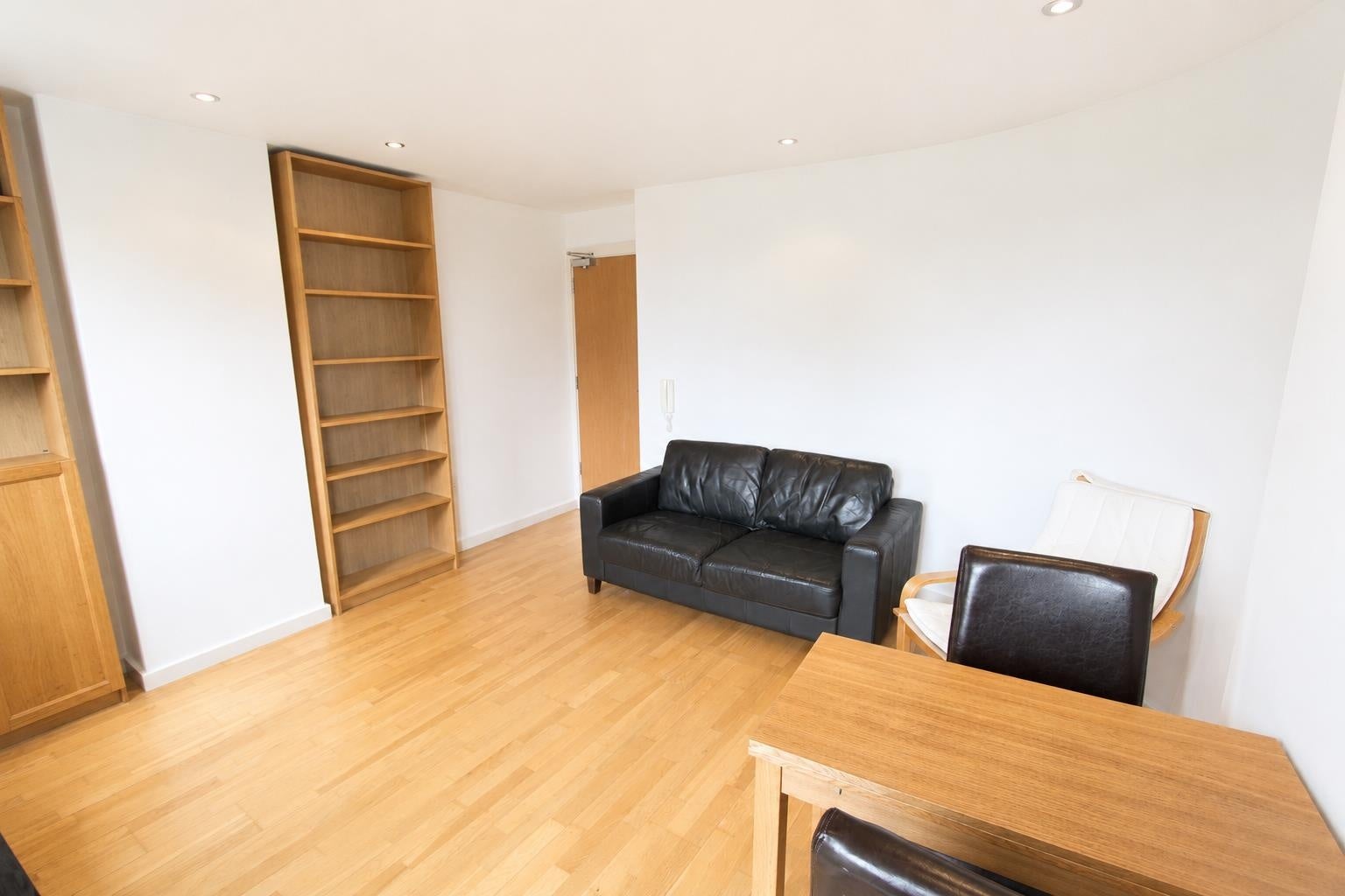 Flat Gotts Road in Leeds