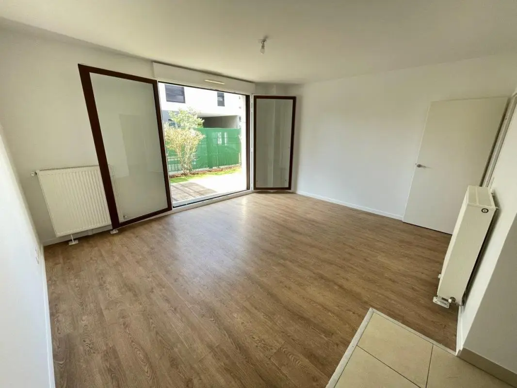 Flat Rue des Côtes d'Auty in Colombes