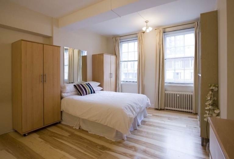 Flat Old Brompton Road in Greater London