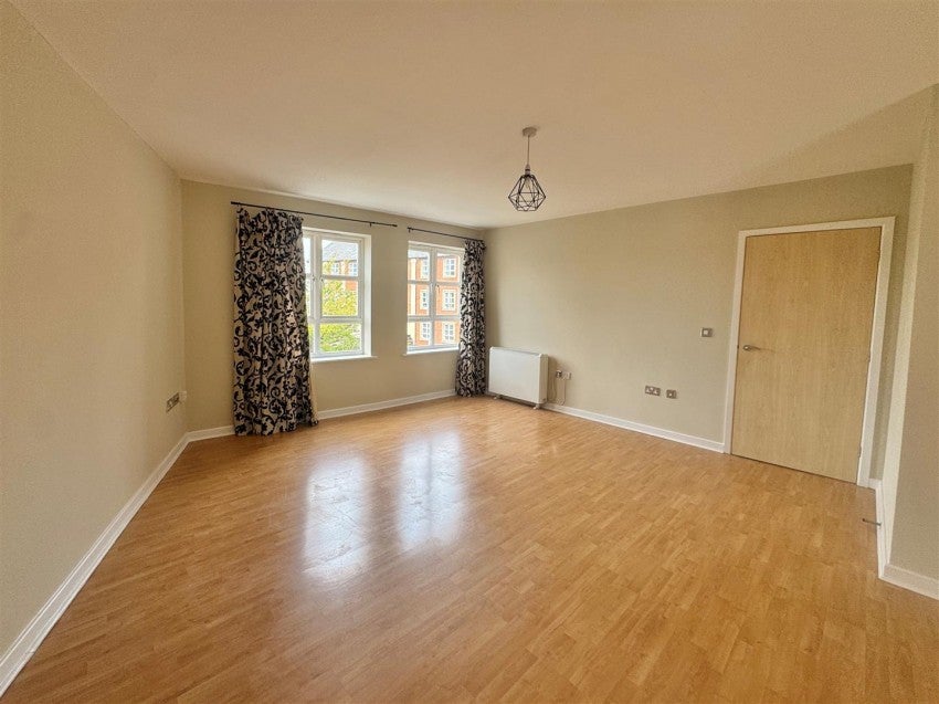 Flat Martins Court in York