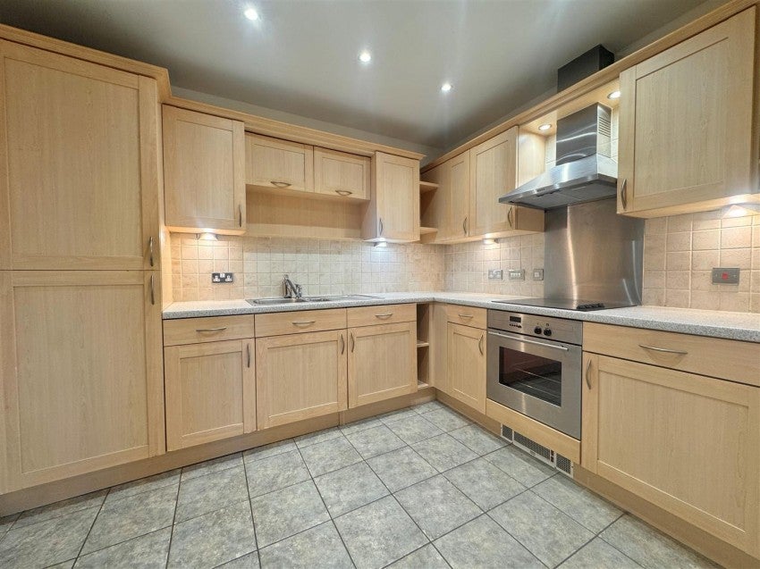 Flat Martins Court in York