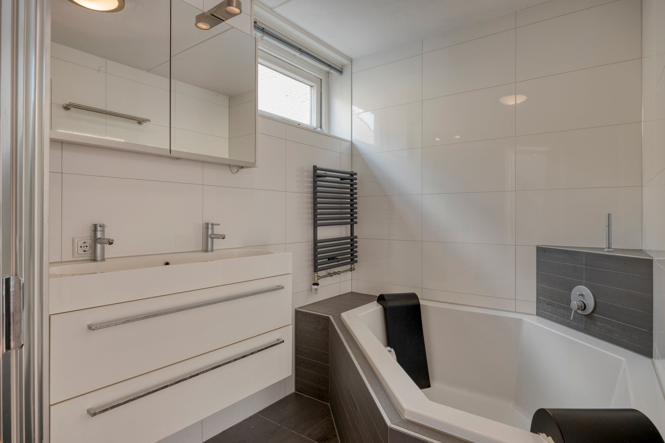 Tussenwoning te koop: Grasperk 44, Eindhoven