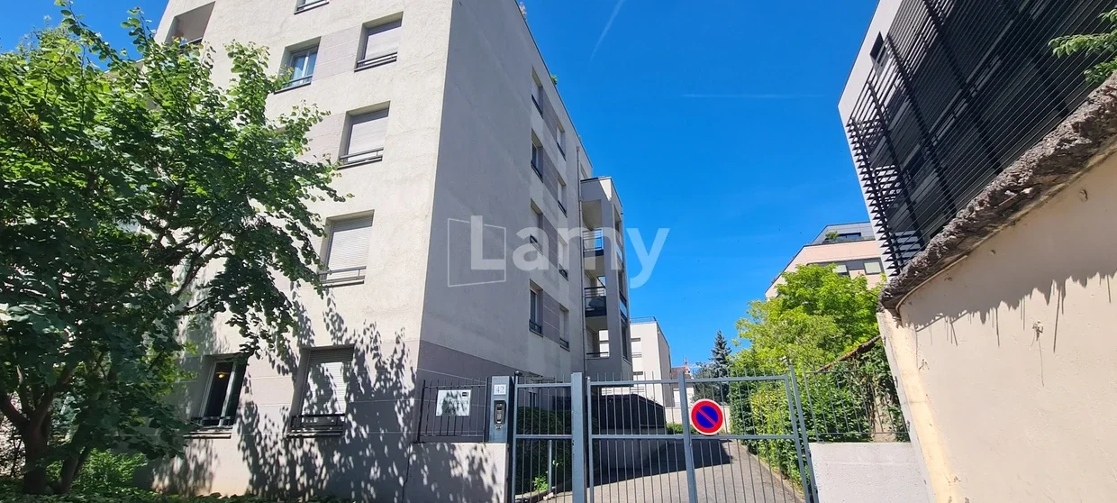 Appartement Rue Sergent Michel Berthet à Lyon