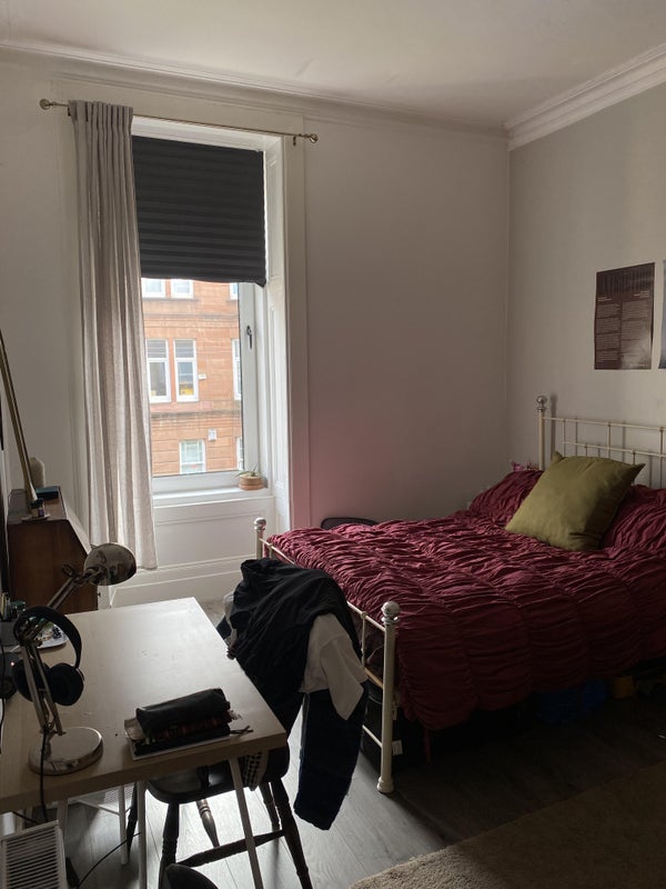 Room Deanston Drive in Glasgow
