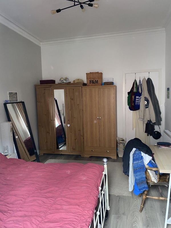 Room Deanston Drive in Glasgow