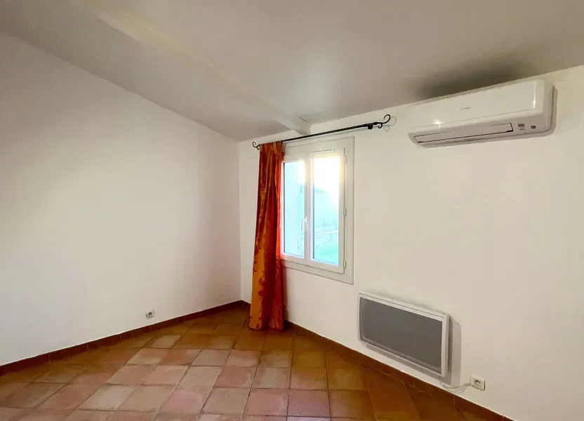Maison D 4 à Oraison