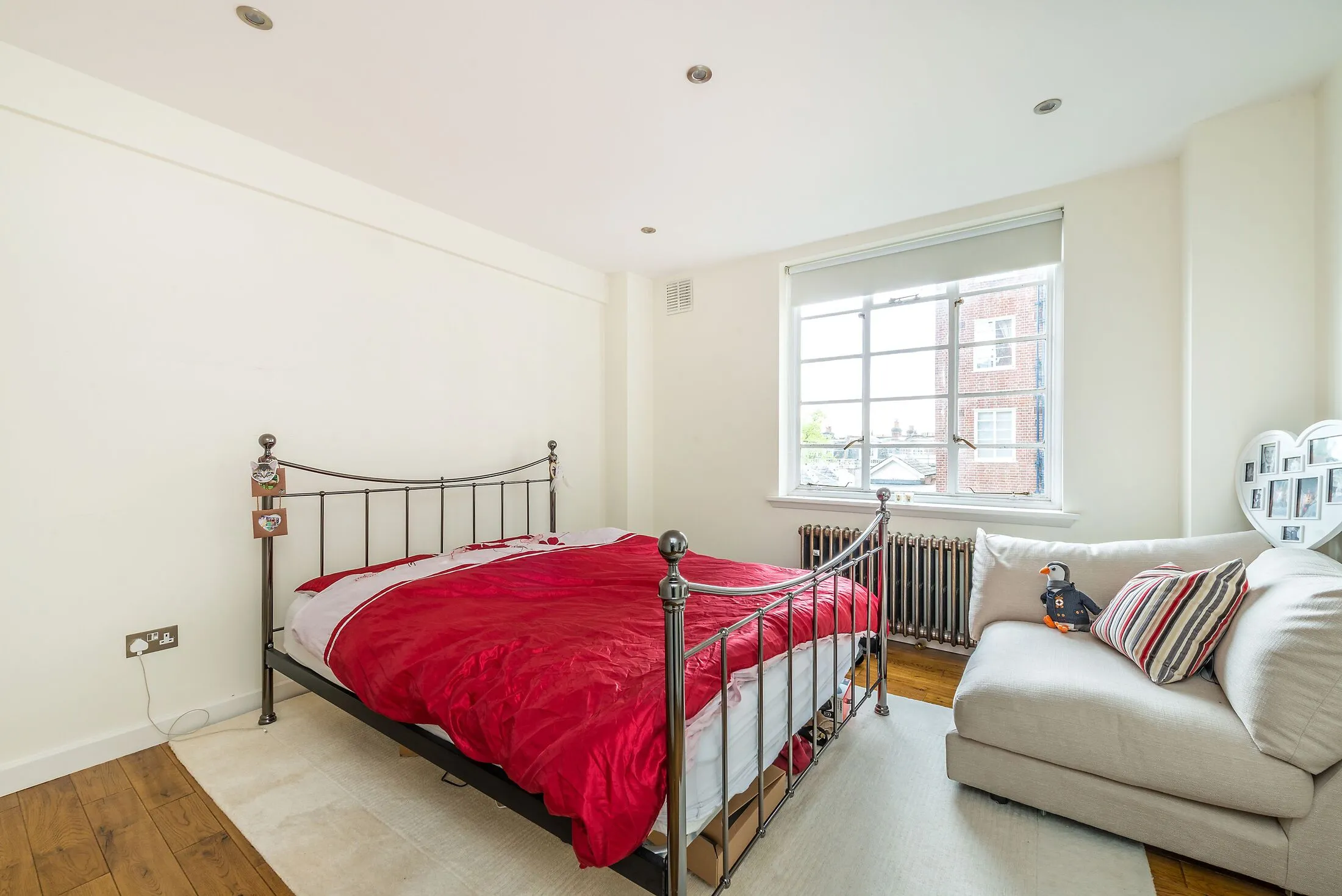 Flat Palace Court in City of Westminster