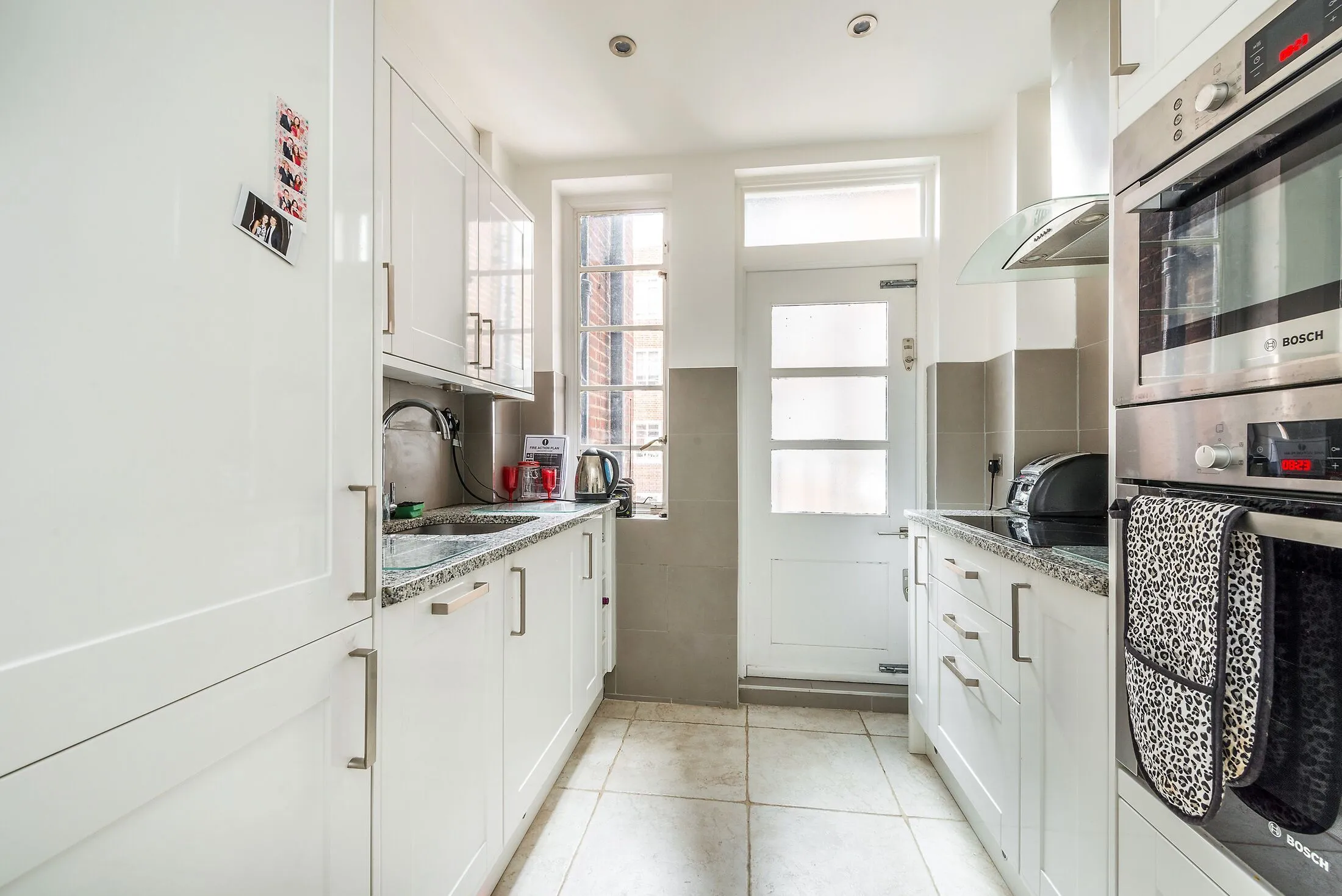 Flat Palace Court in City of Westminster