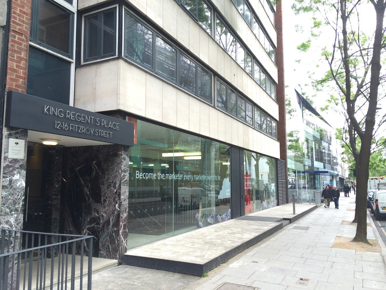 Flat Fitzroy Street in Greater London