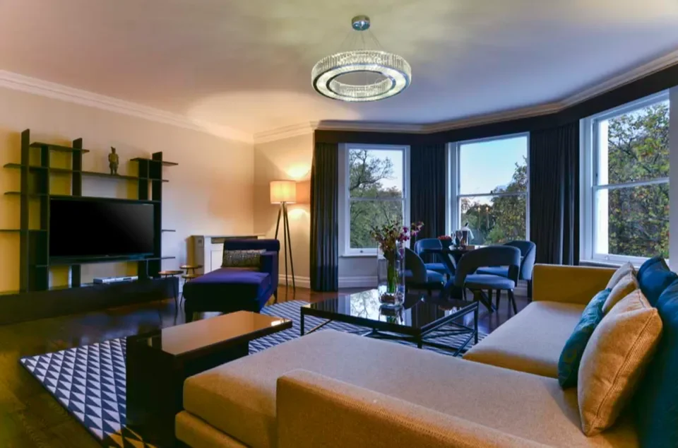 Flat Cromwell Road in Greater London