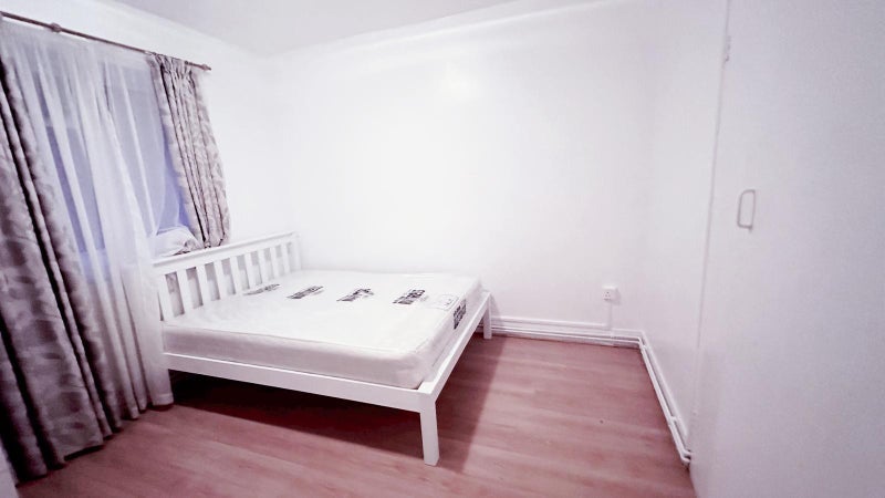 Room Stoford Close in Greater London