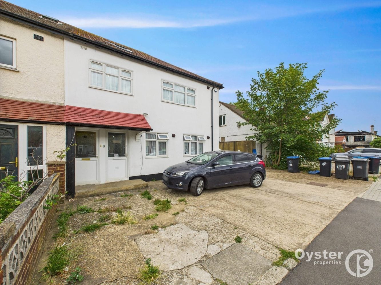 Flat Eton Avenue in Greater London