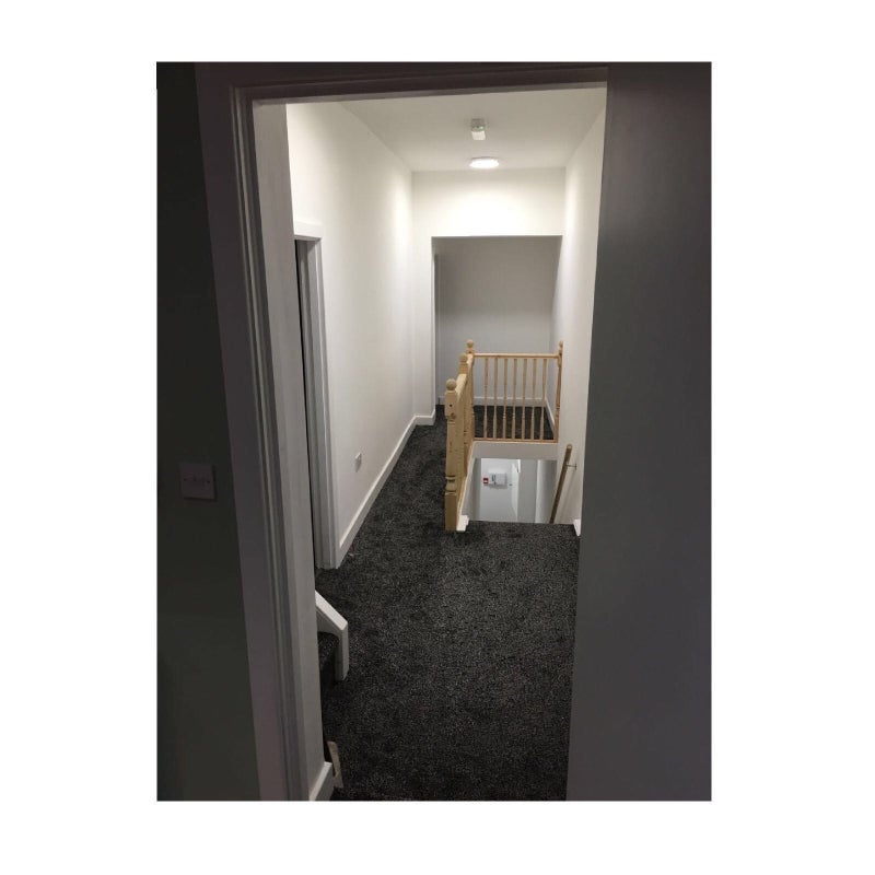 Room Bowden Road in Liverpool