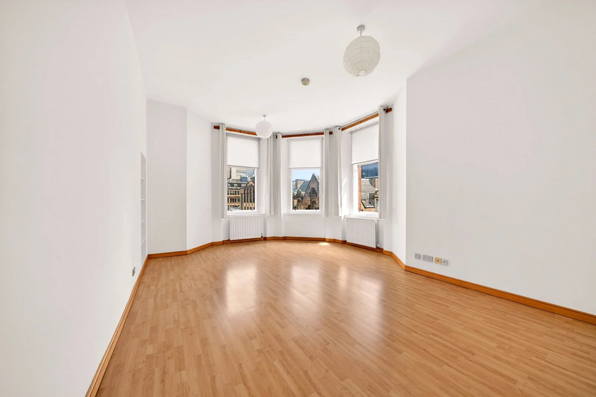 Flat Renfield Street in Glasgow
