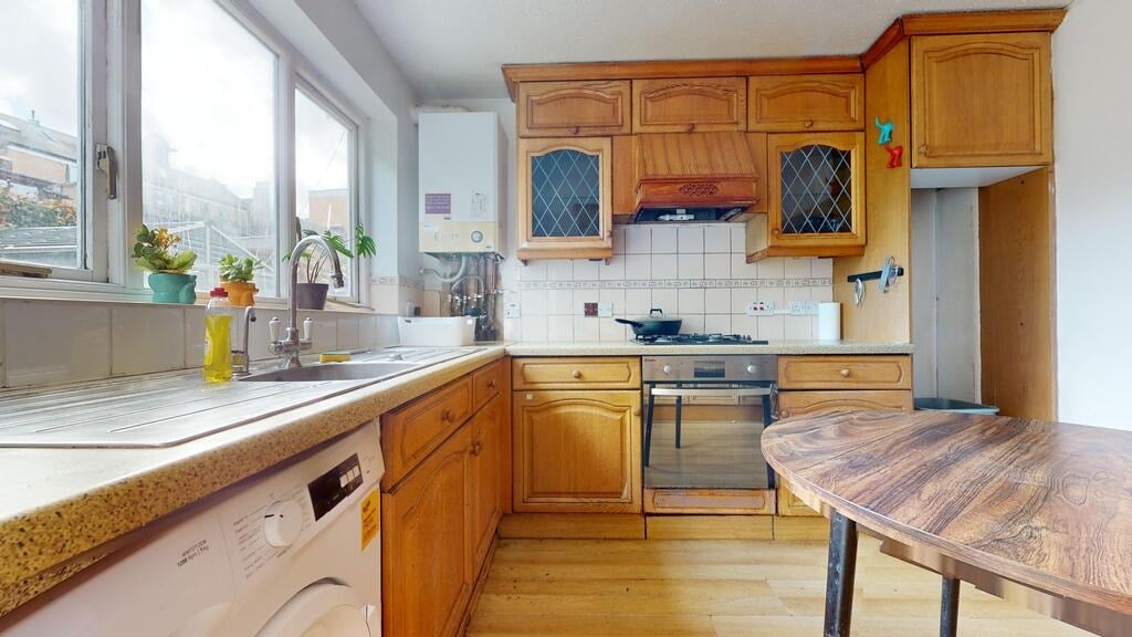 House Regal Close in Greater London