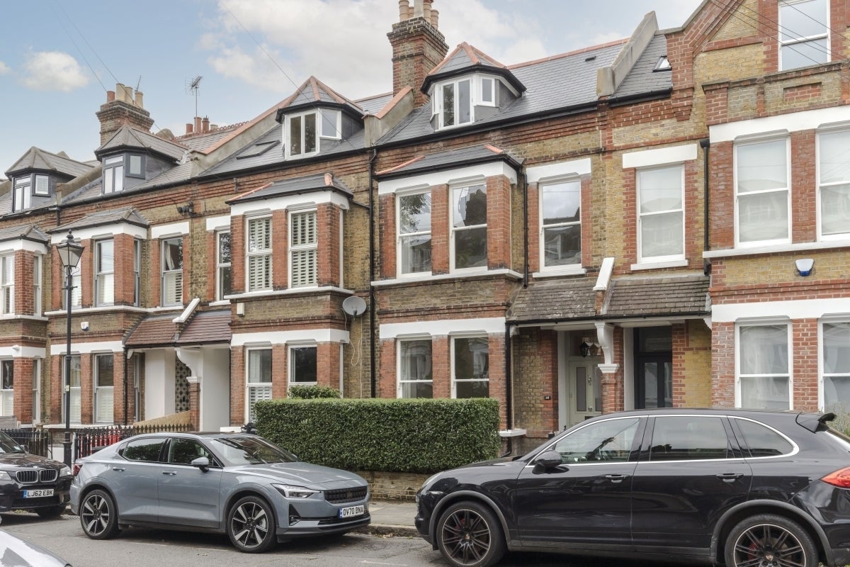 House Fitzwilliam Road in Greater London
