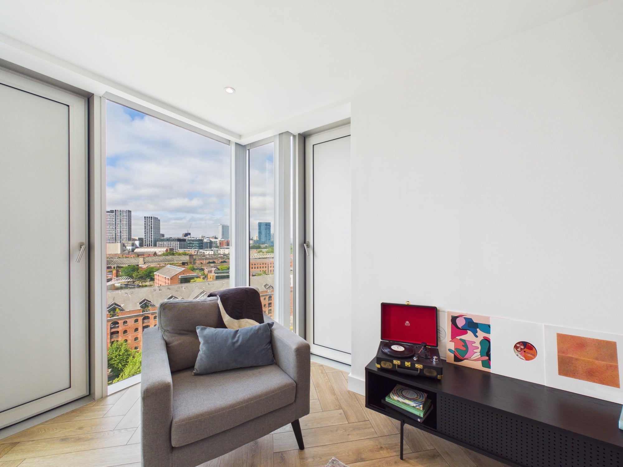 Flat Silvercroft Street in Manchester