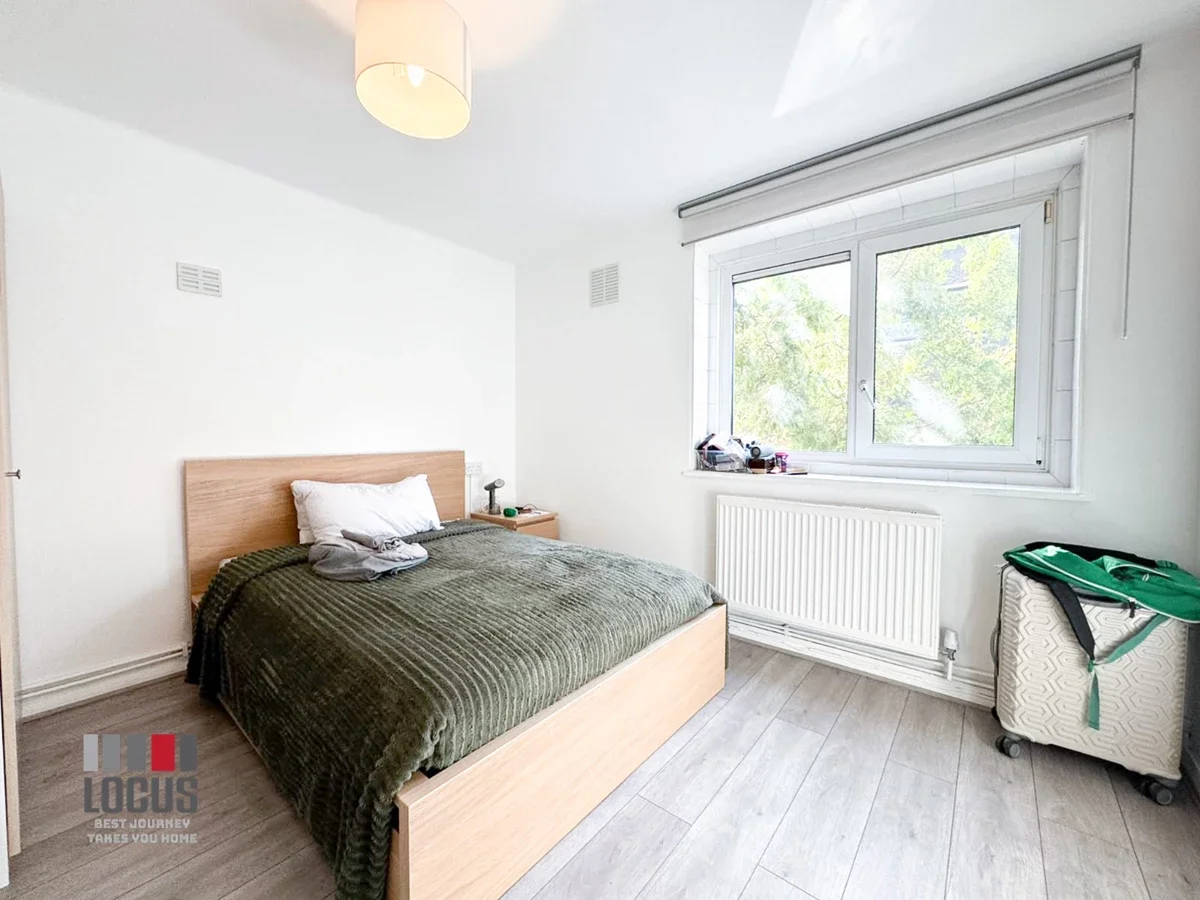 Flat Wynyatt Street in Greater London
