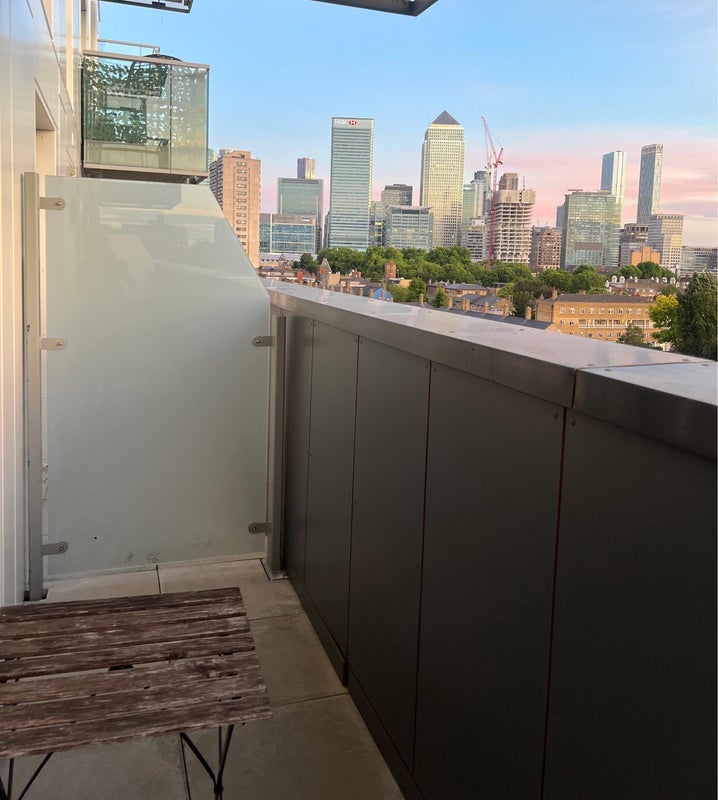 Room Cordelia Street in Greater London