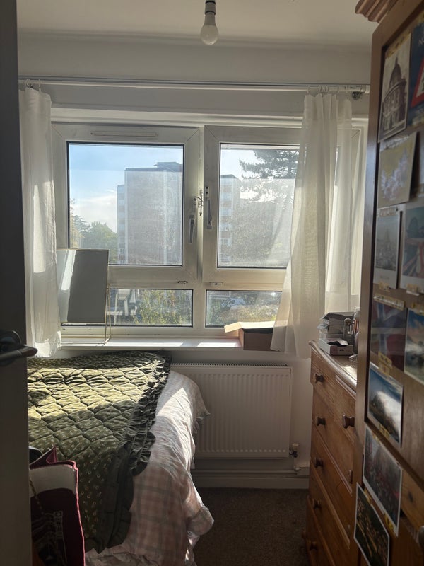 Room Stoford Close in Greater London