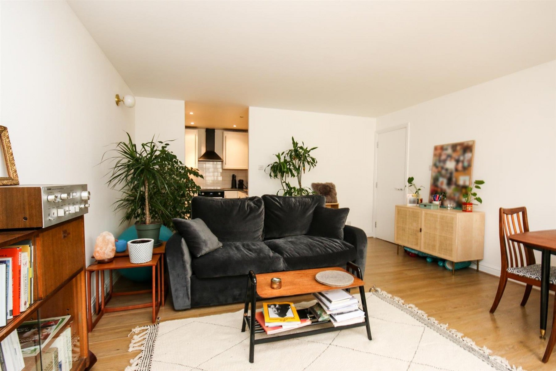 Flat Sussex Way in Greater London